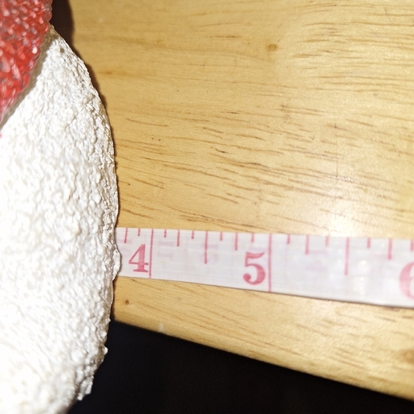 A Badcock Snowman stocking holder. 3"x4" base and 4.5" tall. Pre-loved - Picture 5 of 7